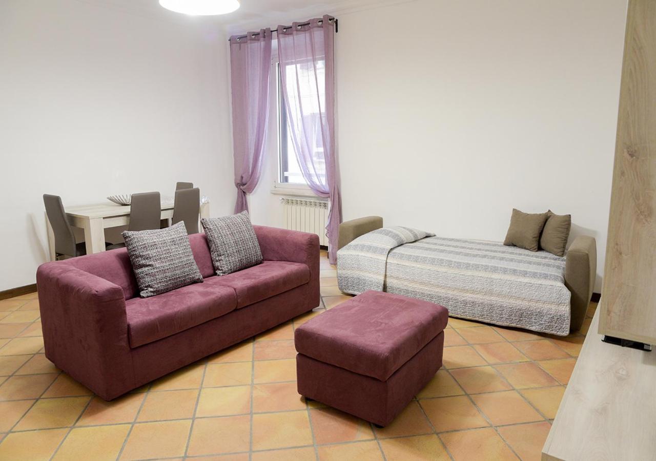 Colosseum Comfortable Apartment Рим Екстер'єр фото