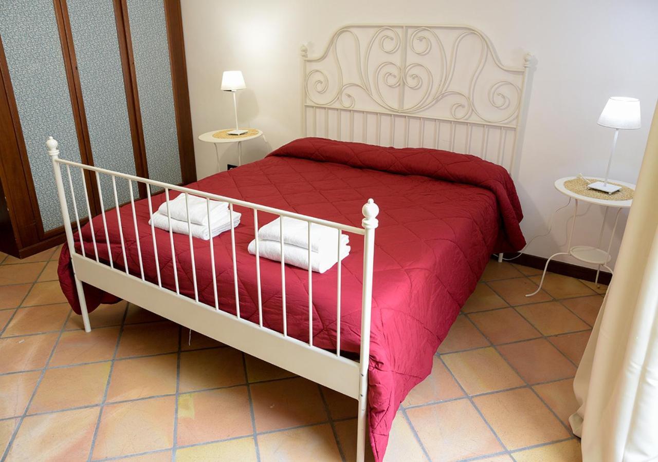 Colosseum Comfortable Apartment Рим Екстер'єр фото