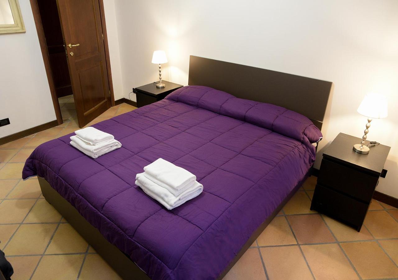 Colosseum Comfortable Apartment Рим Екстер'єр фото