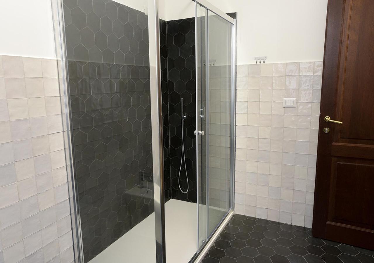 Colosseum Comfortable Apartment Рим Екстер'єр фото