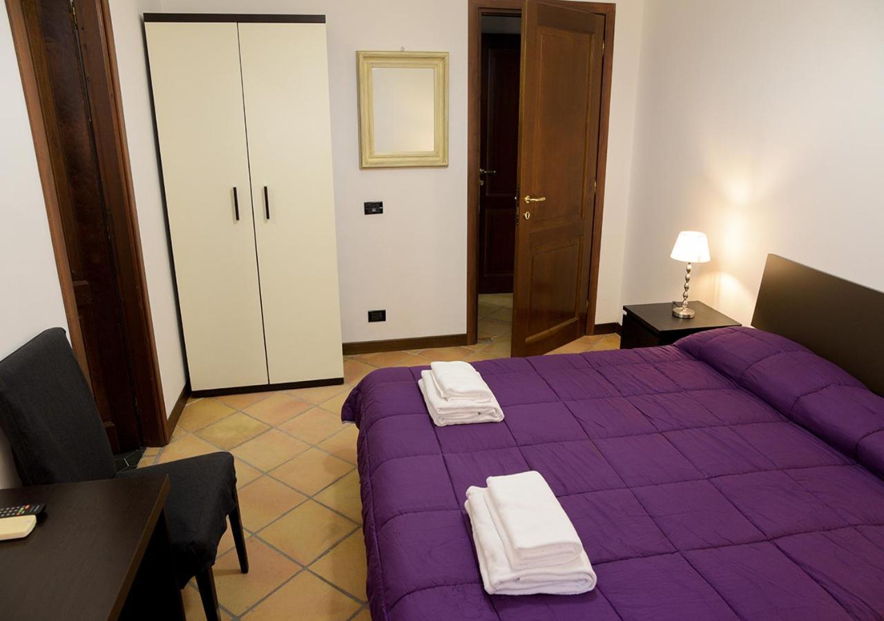 Colosseum Comfortable Apartment Рим Екстер'єр фото